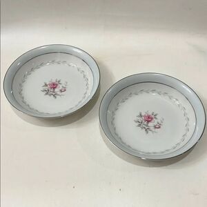 Regency White Blue Silver Pink Floral Rose Set 2 Bowls Elegant 5 1/2 X 1 Inch